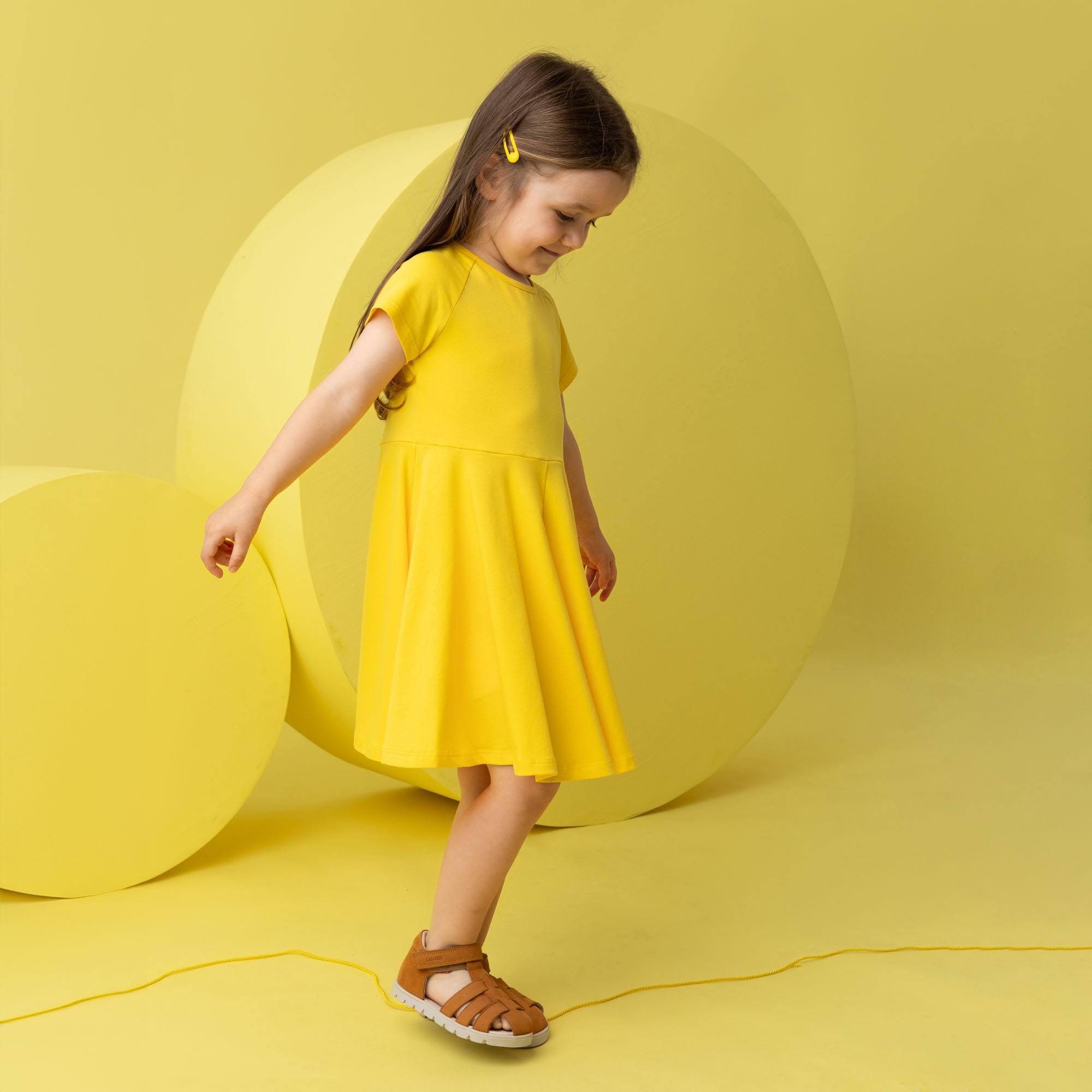 Yellow short sleeve dress