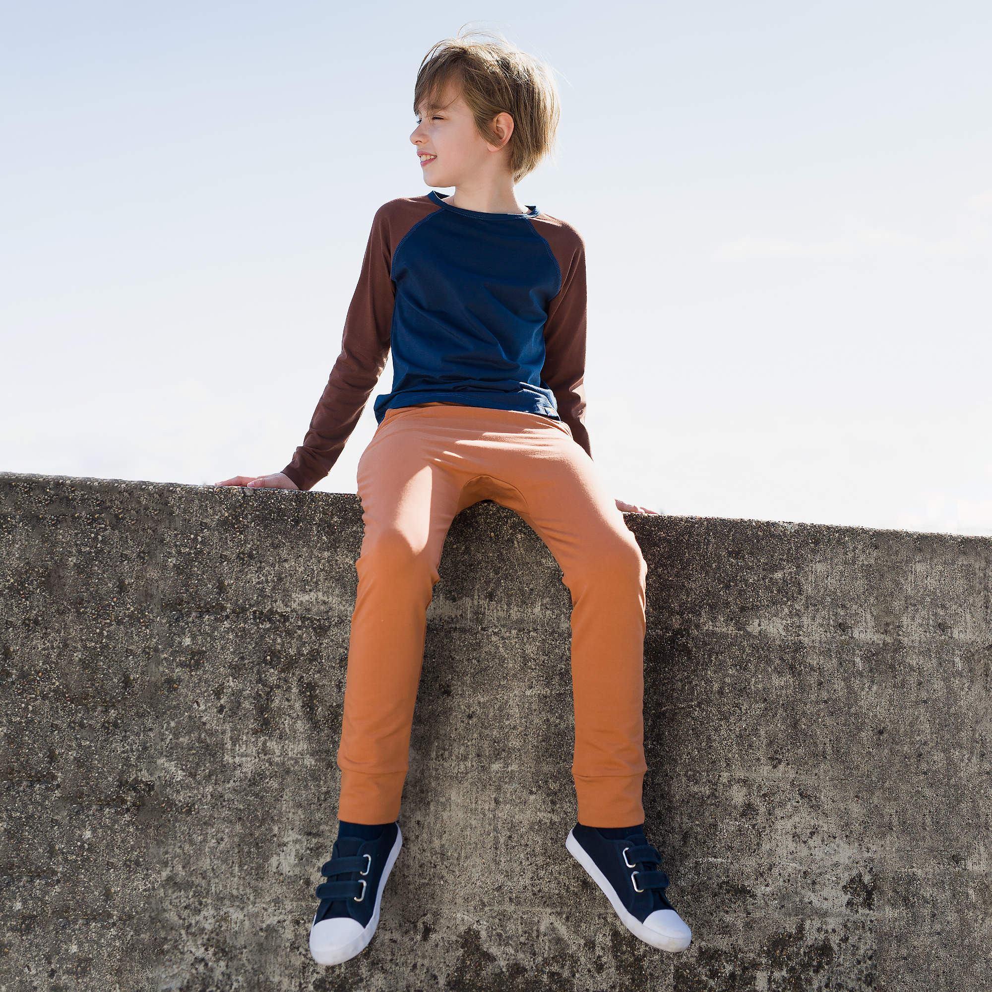 Navy blue - brown baseball longsleeve shirt