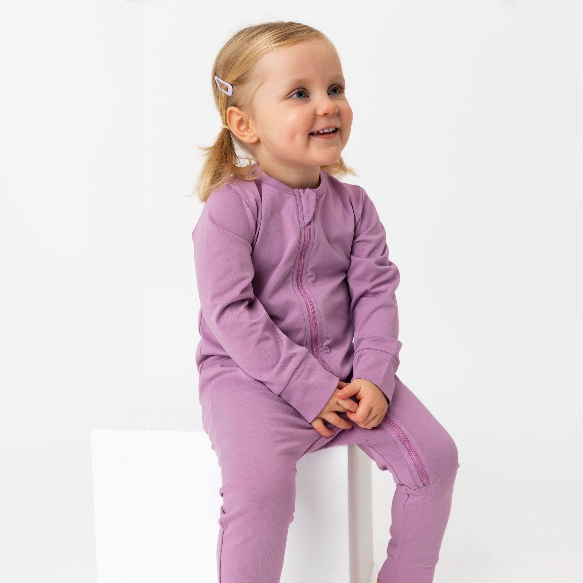 Light purple romper suit