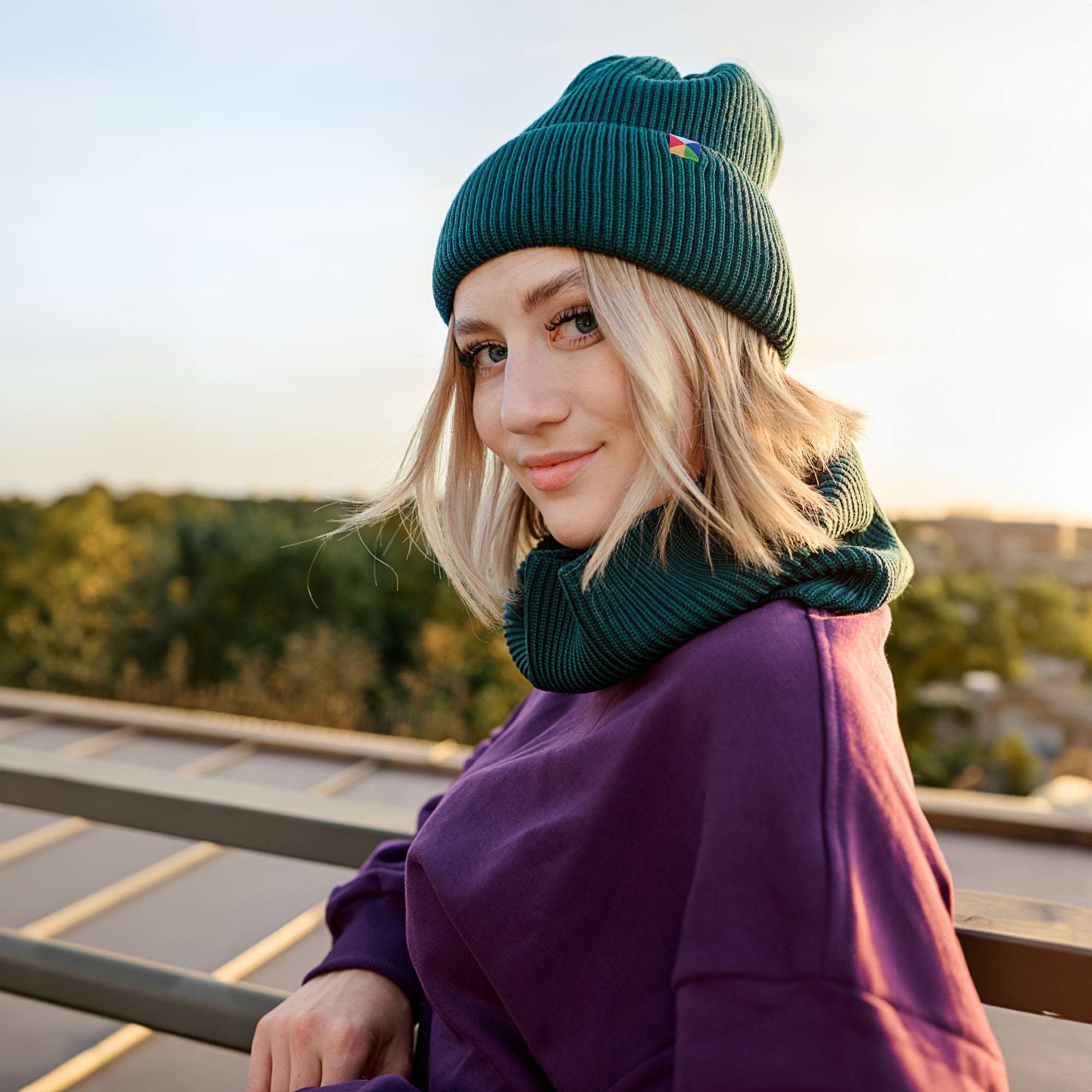 Bottle-green merino wool hat adults