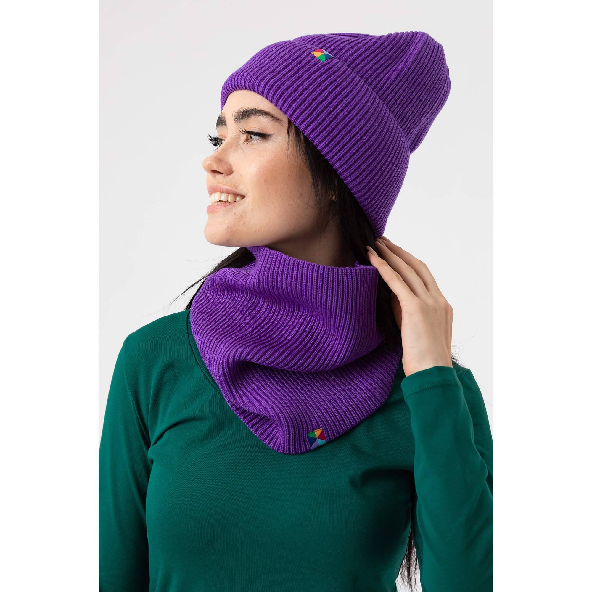 Violet merino wool hat adults