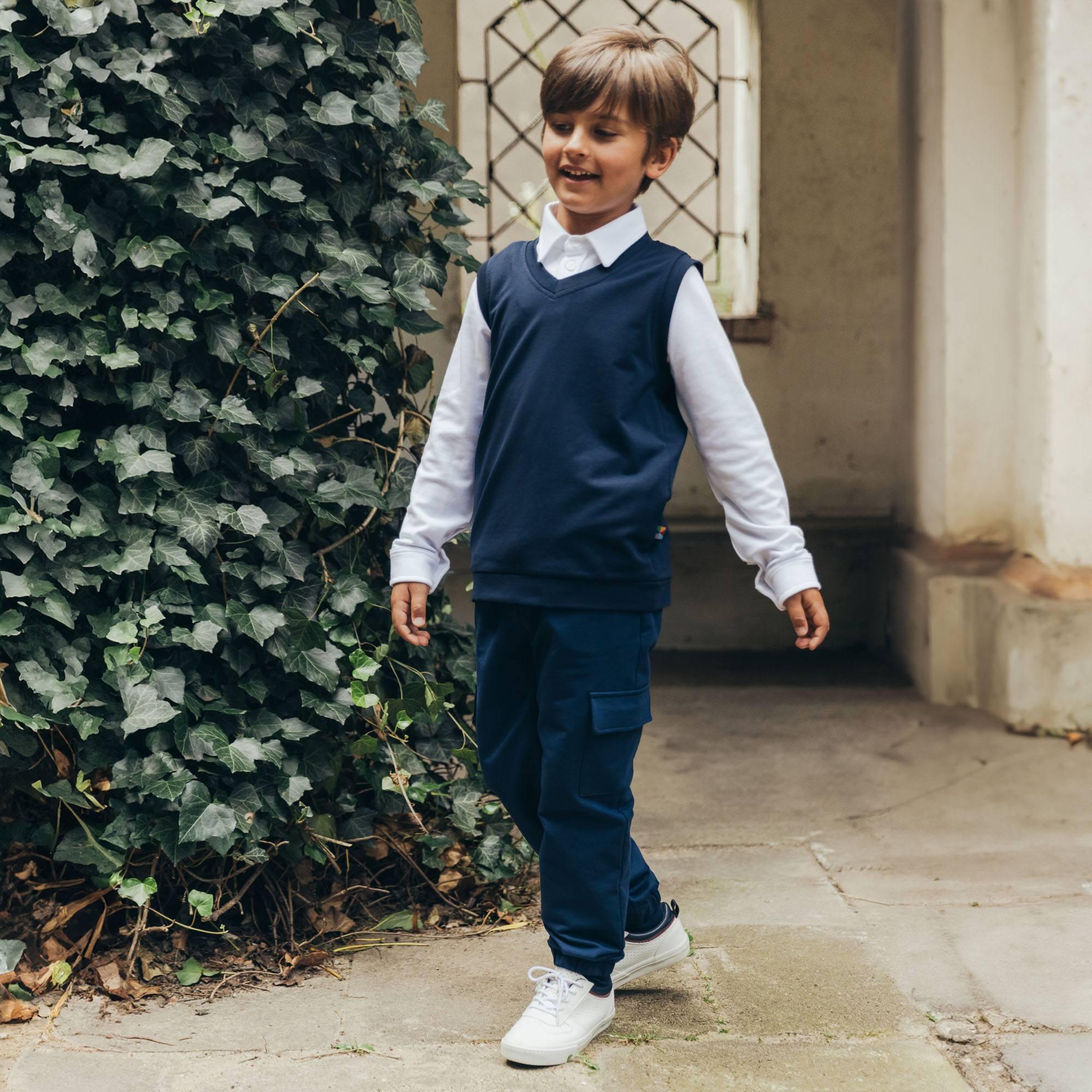 Navy blue sweatshirt vest