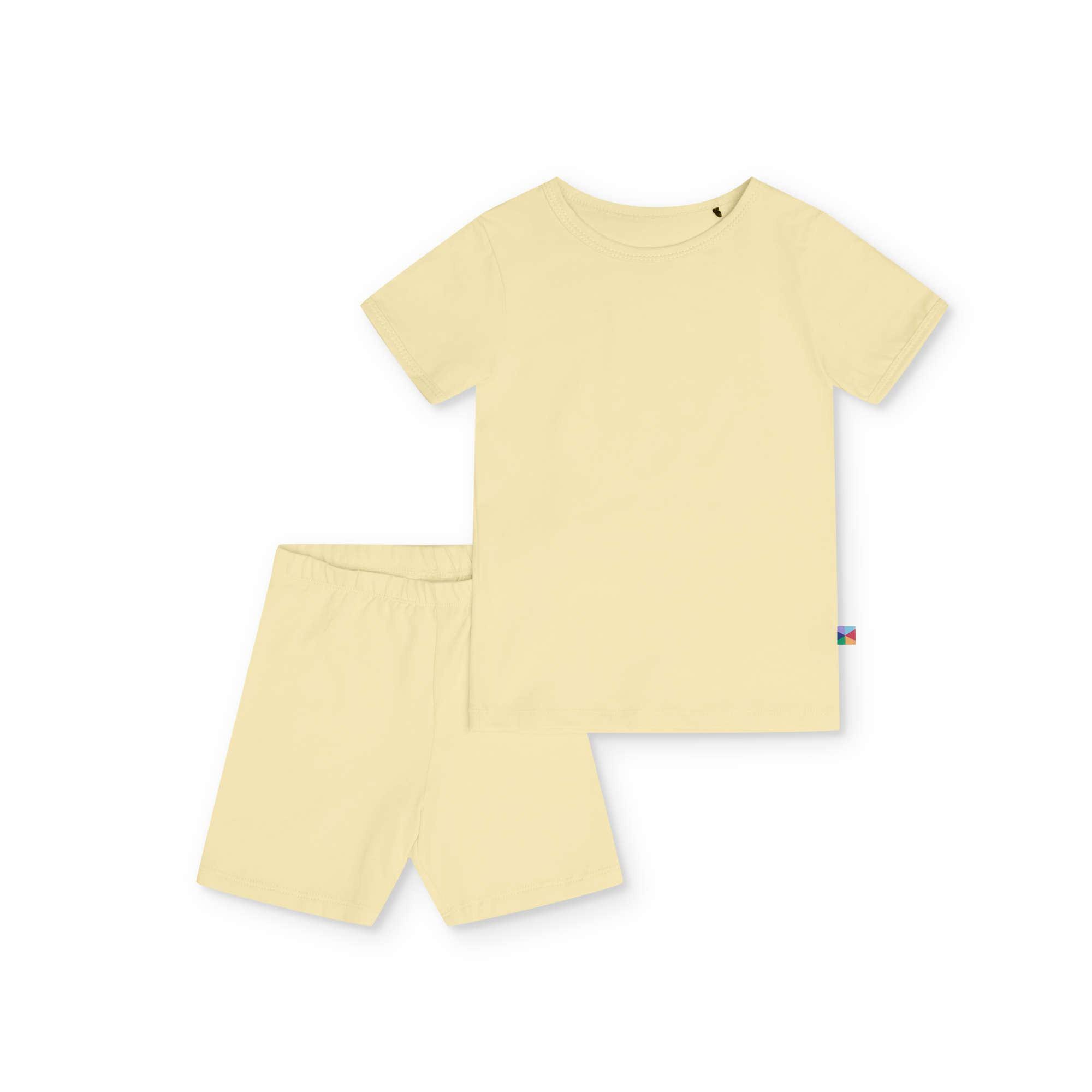 Light yellow short sleeve pyjamas