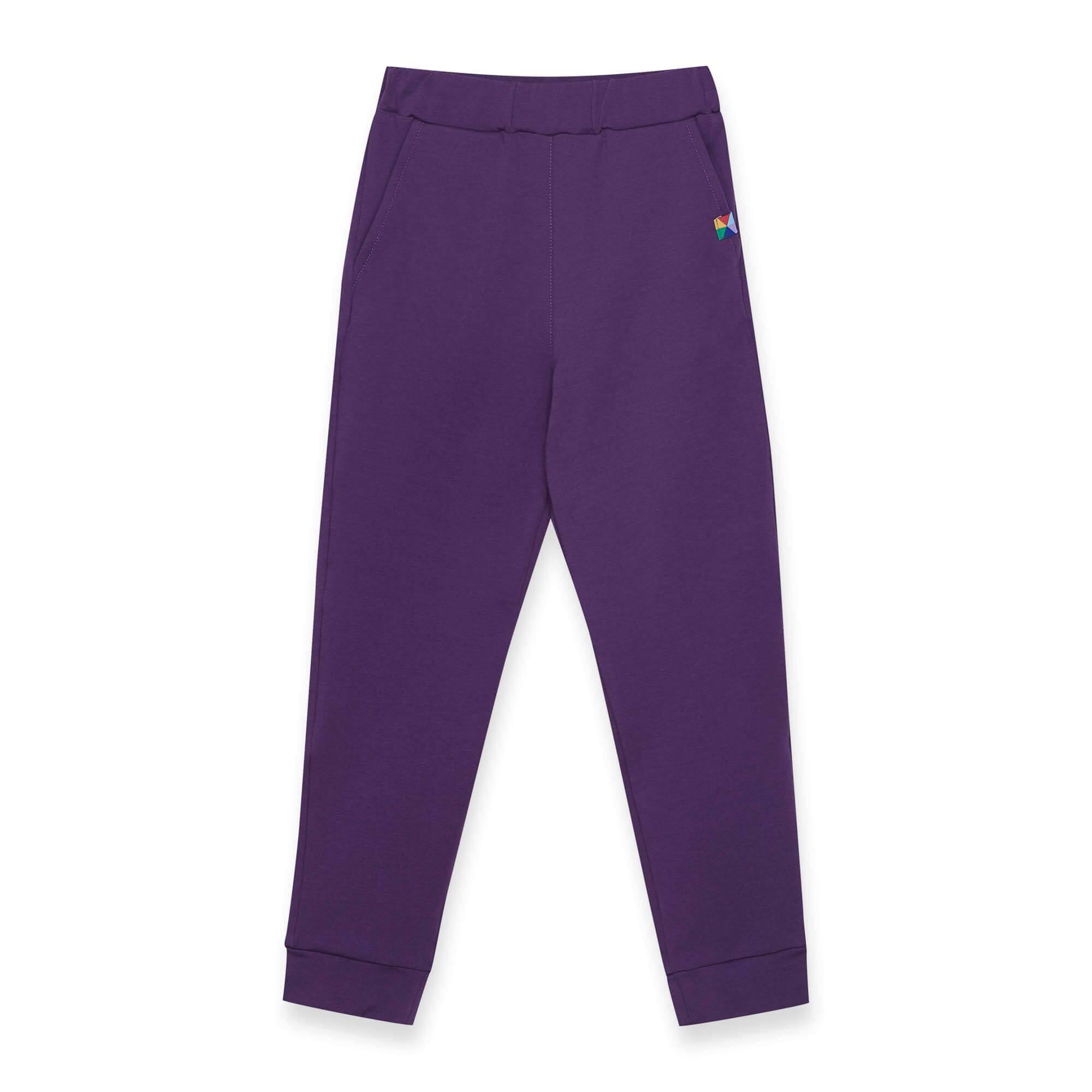 Violet joggers with a back pocket