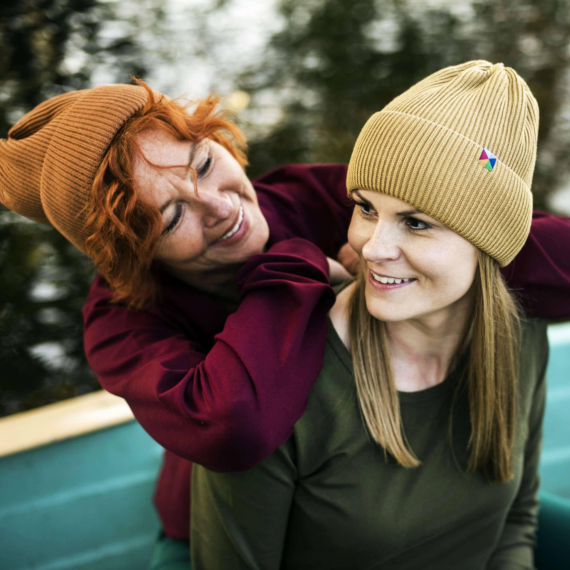 Caramel merino wool hat adults