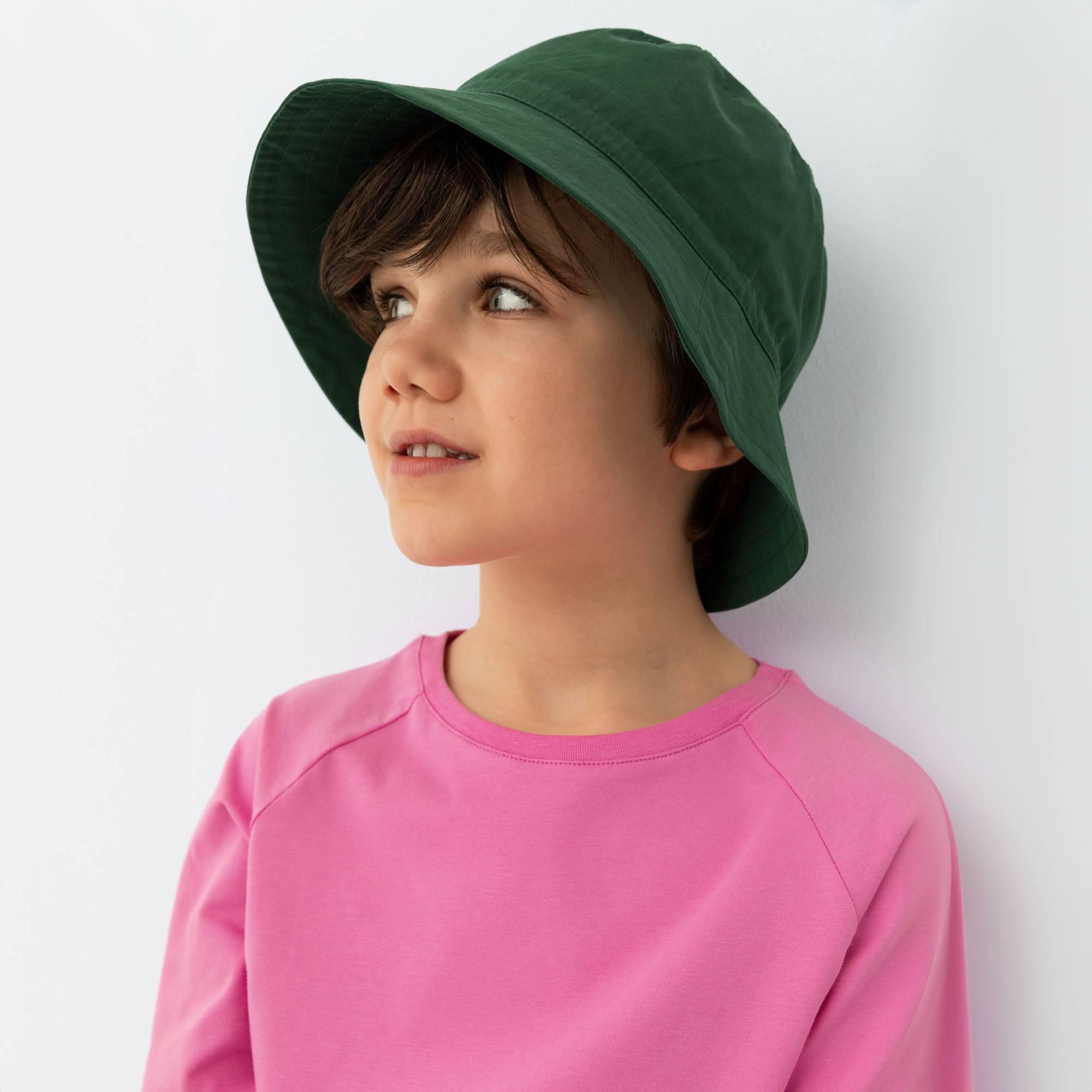 Bottle-green bucket hat