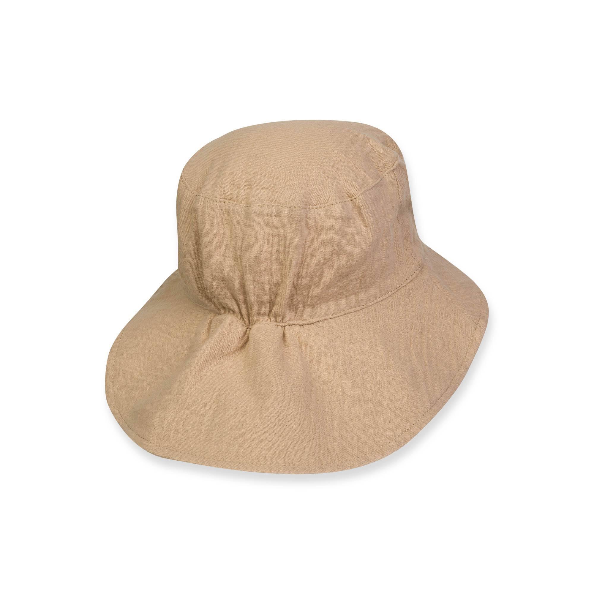 Beige muslin hat Baby