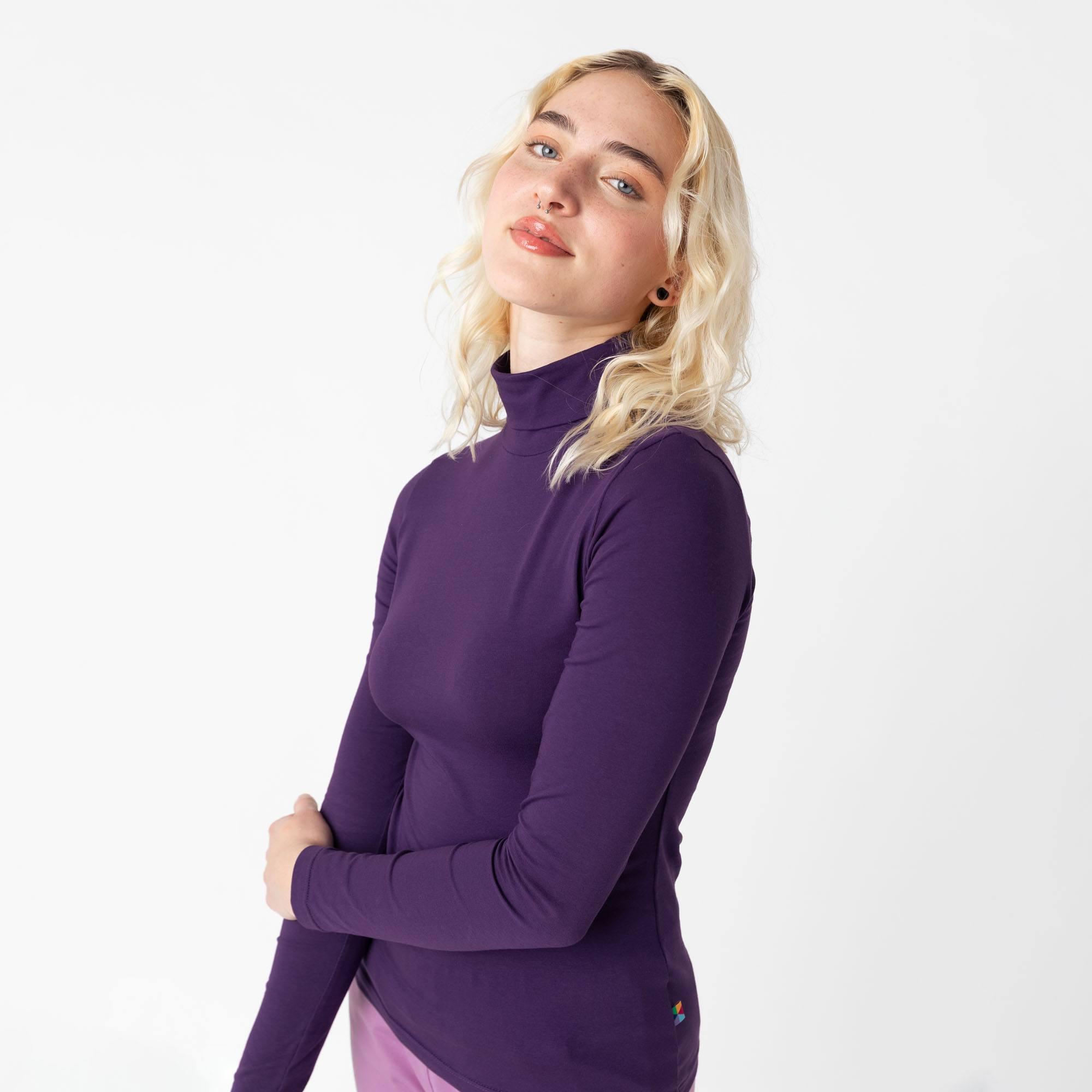 Violet turtleneck Women