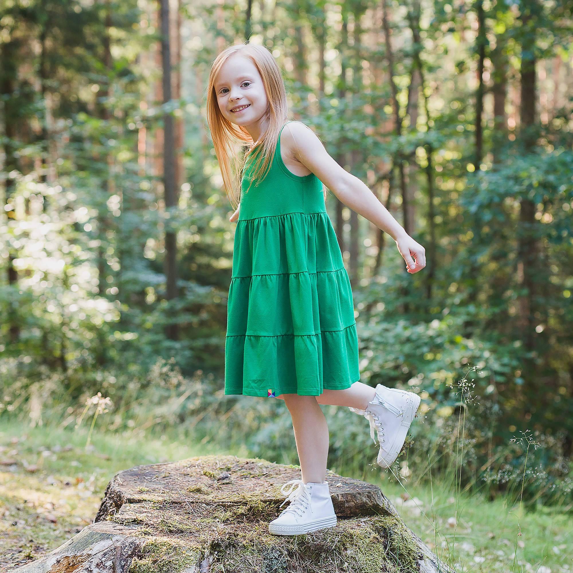 Green sleeveless dress