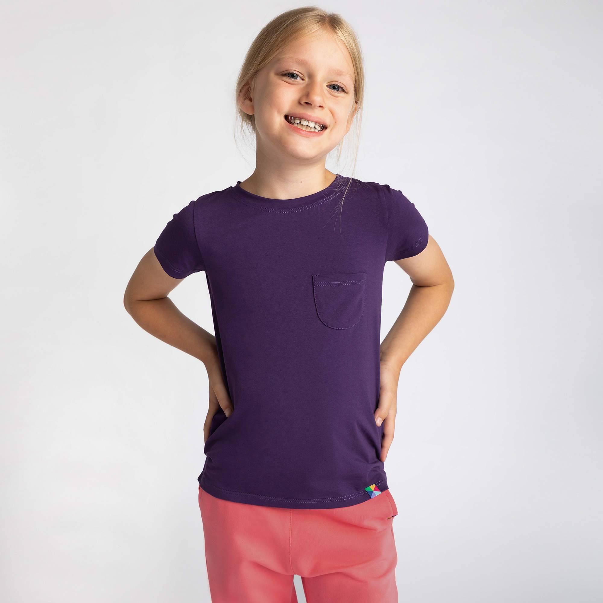 Violet T-shirt with pocket