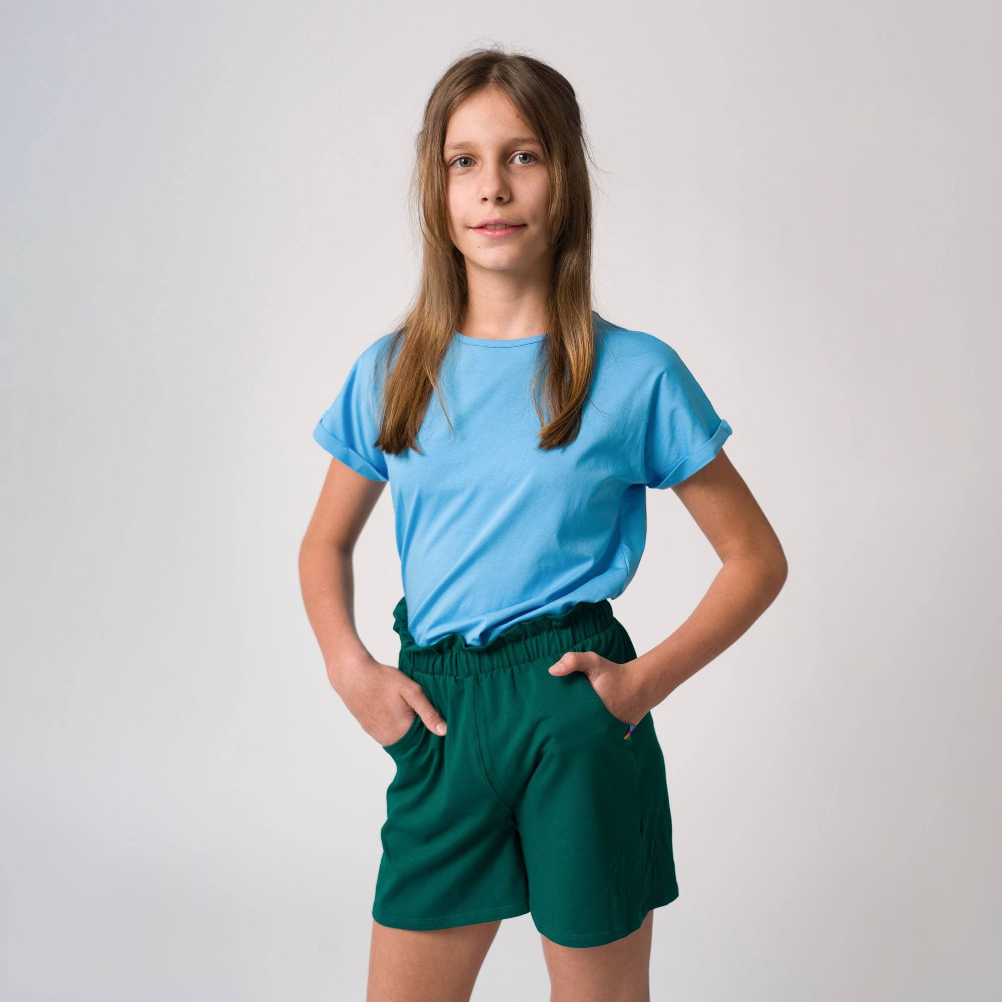 Bottle-green loose cut shorts Junior