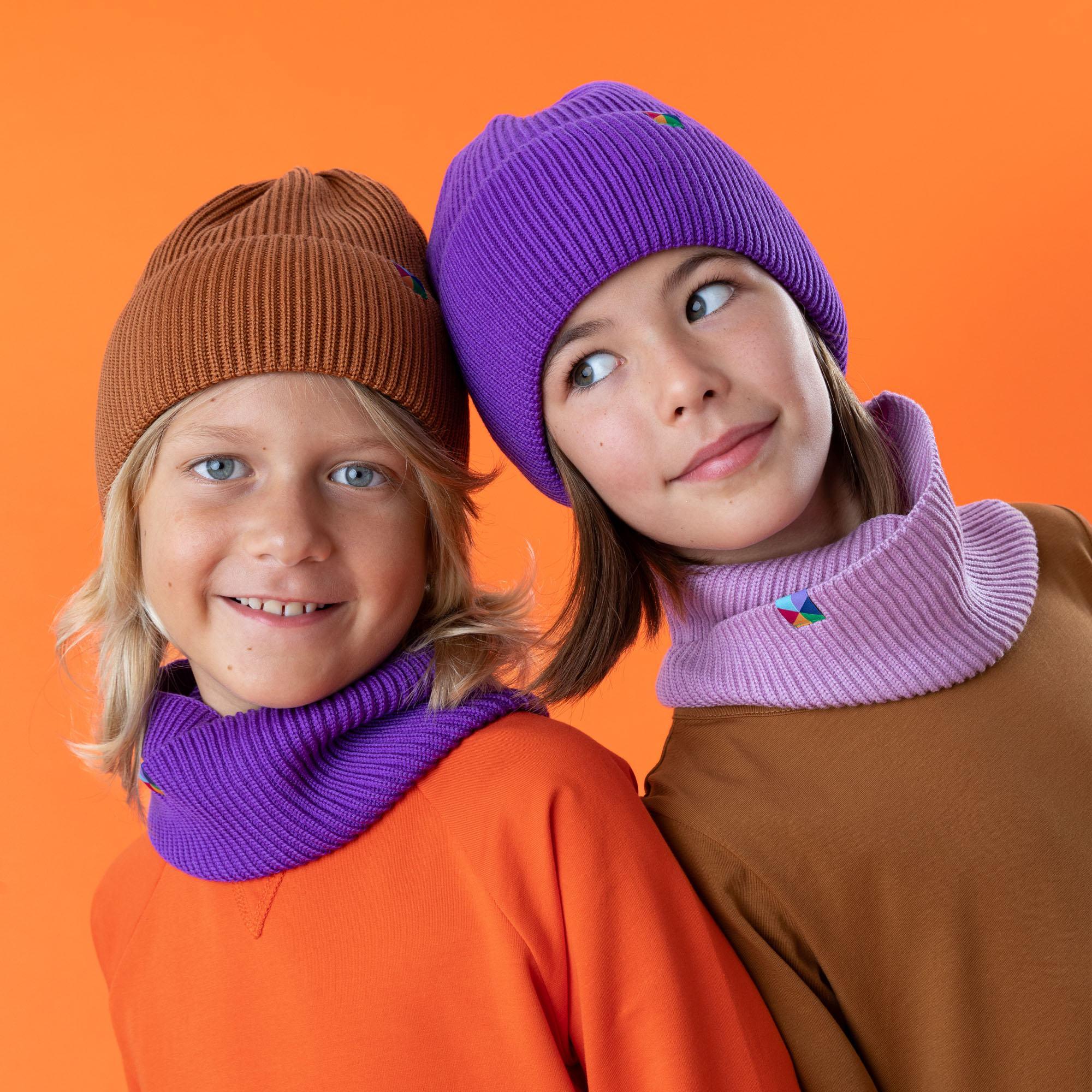 Violet merino wool hat kids