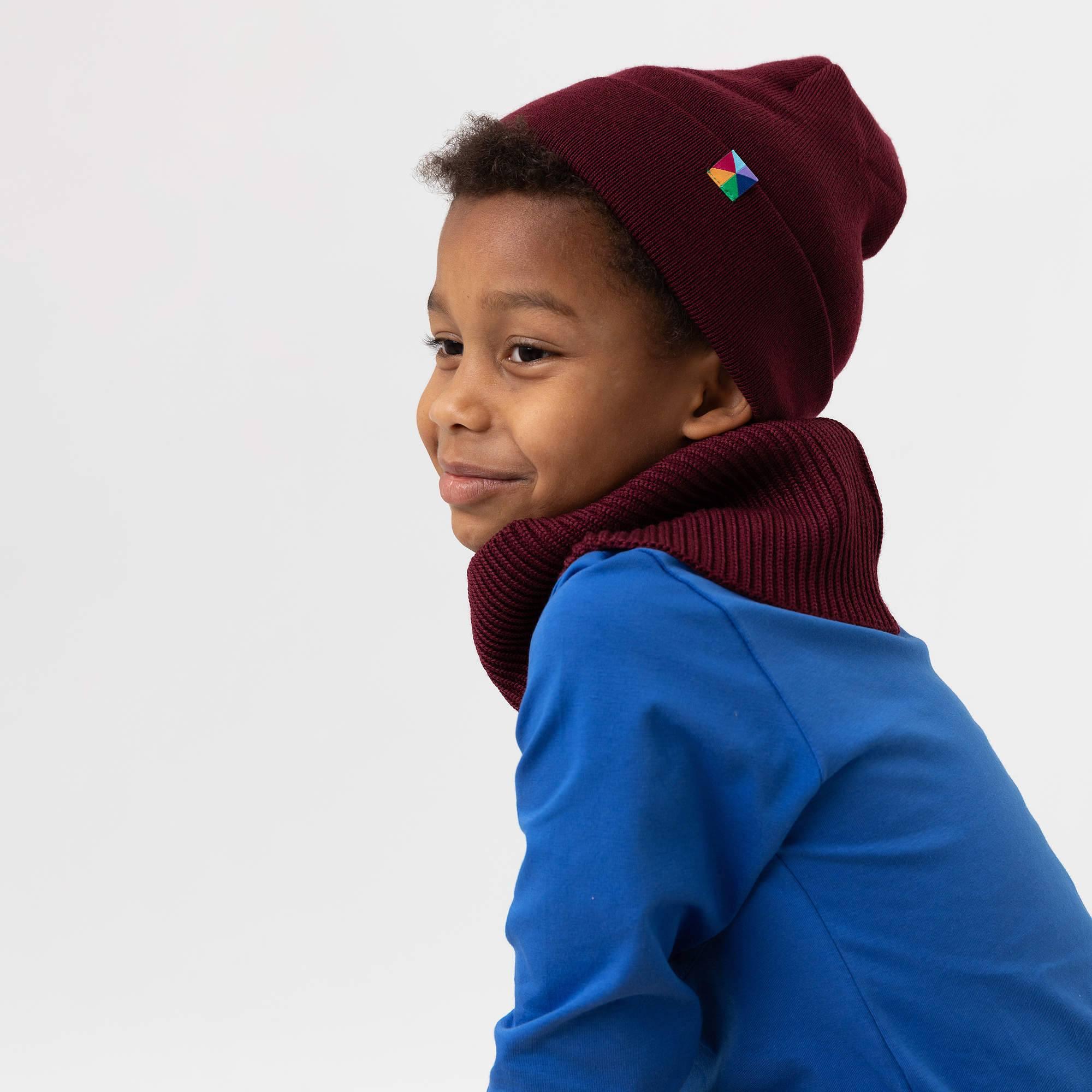 Burgundy fine knit merino wool cap kids