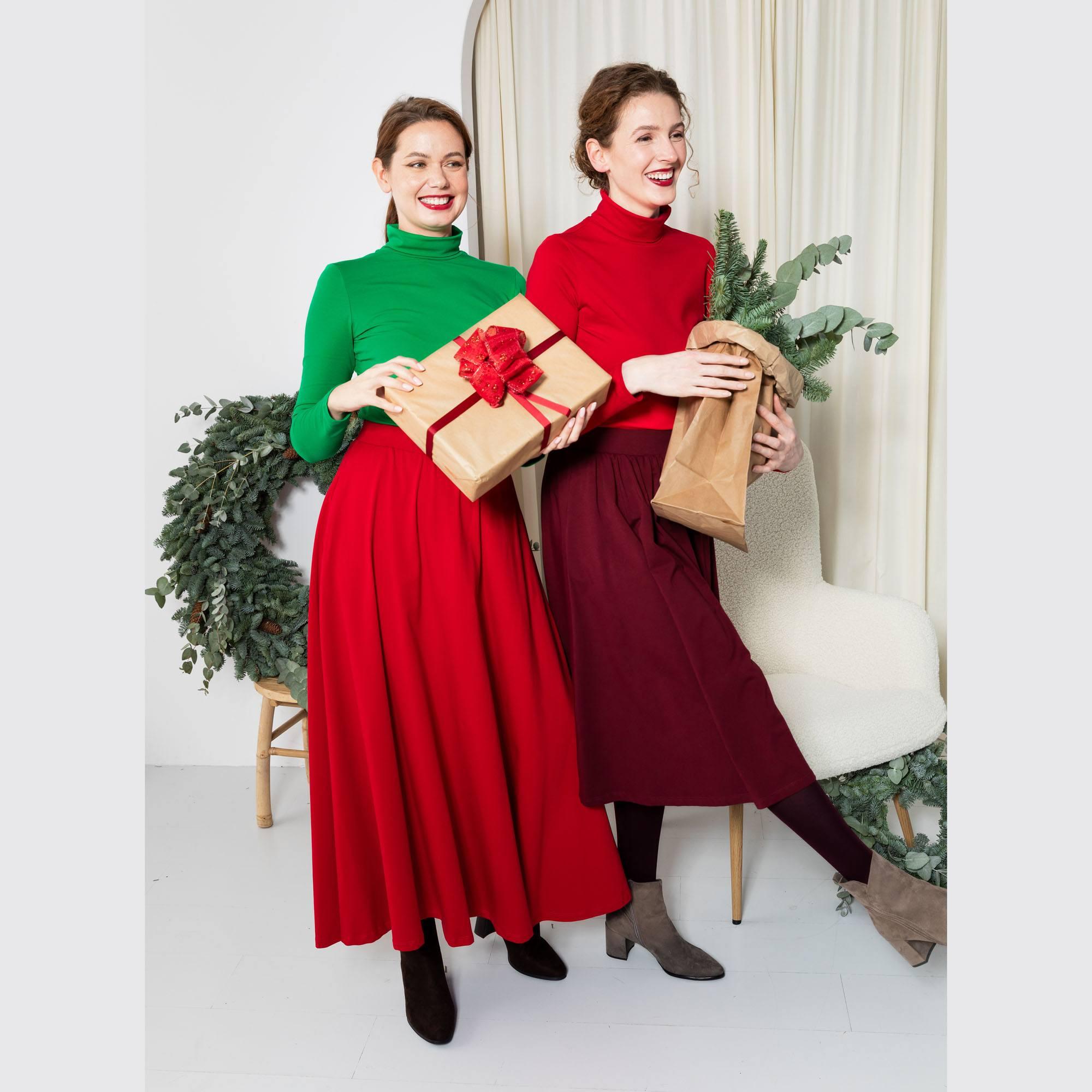 Red turtleneck Women