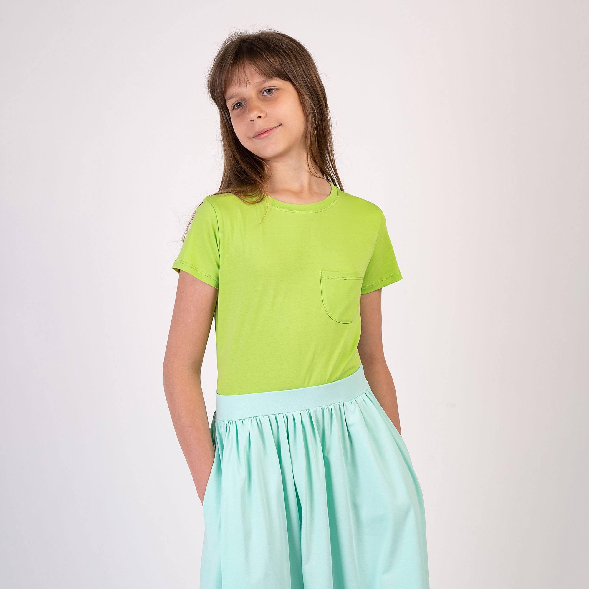 Lime green T-shirt with a pocket Junior