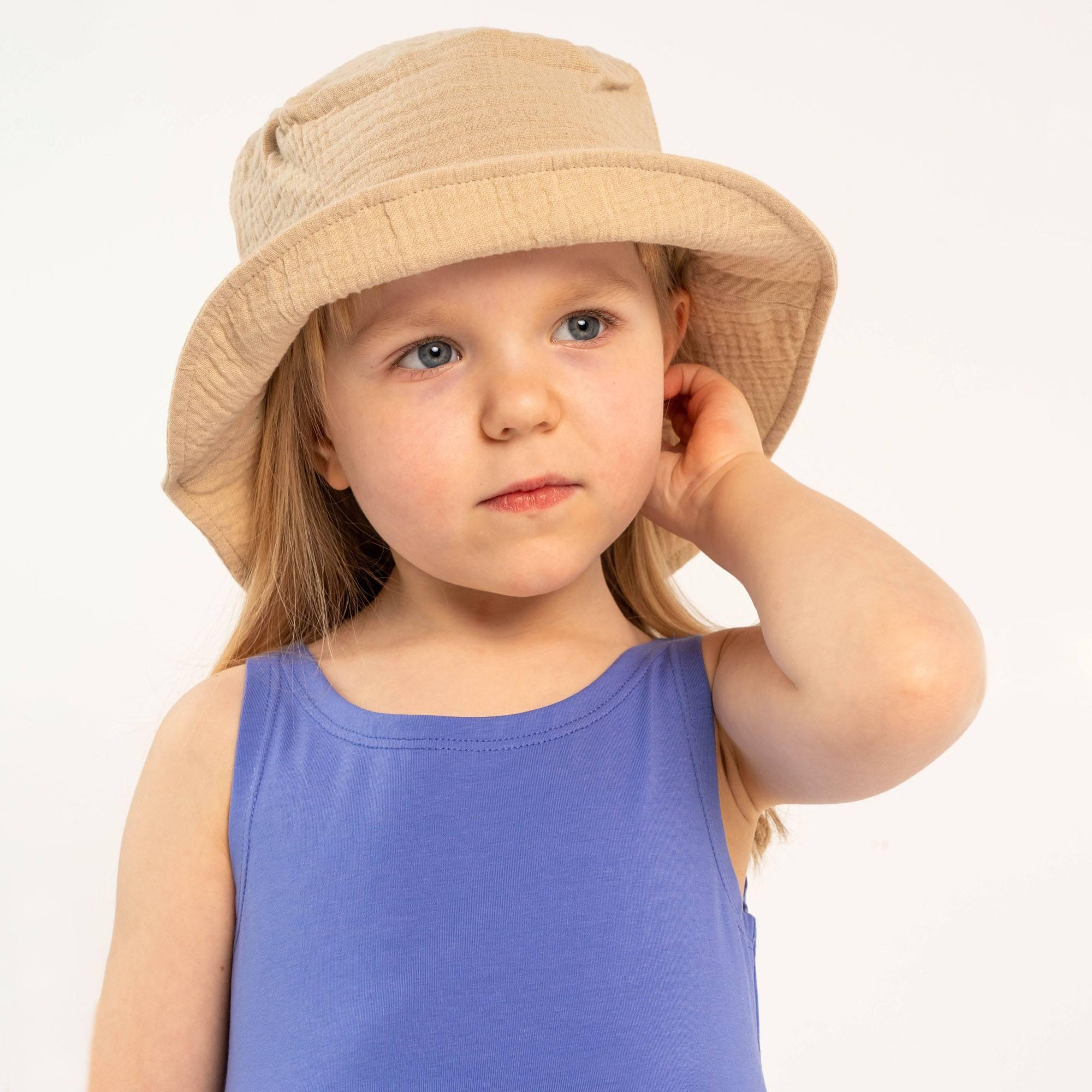 Beige muslin hat