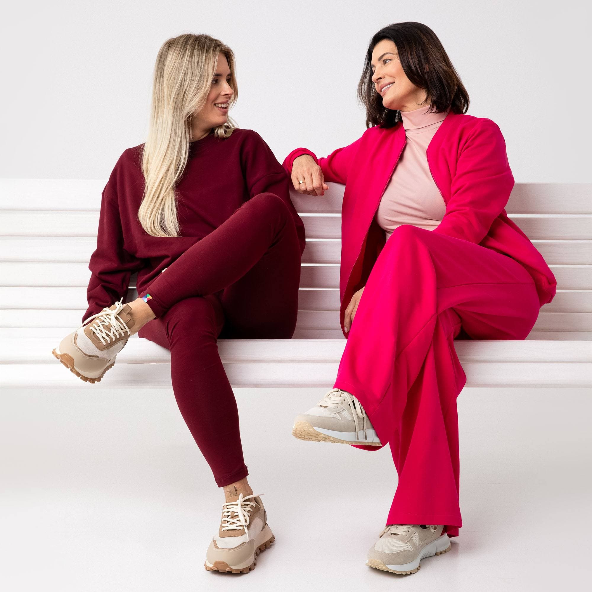 Pink zip-up crewneck sweatshirt Women