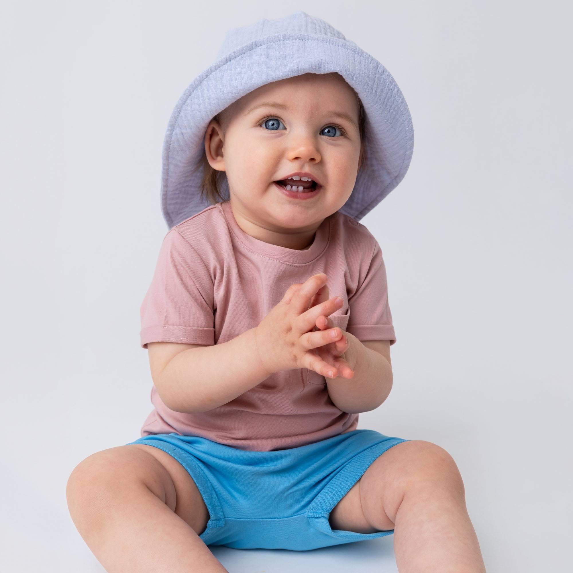 Light blue muslin hat Baby