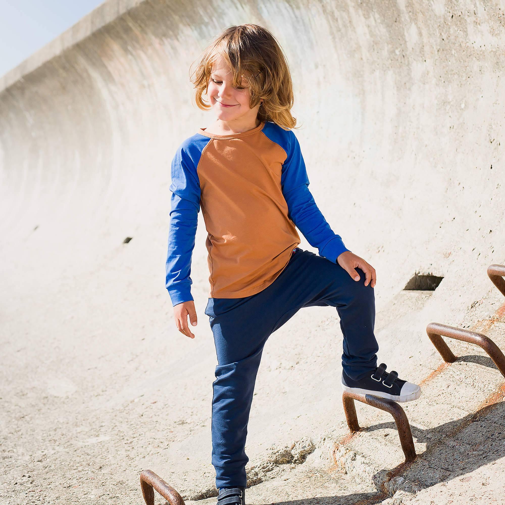 Caramel - blue baseball longsleeve shirt