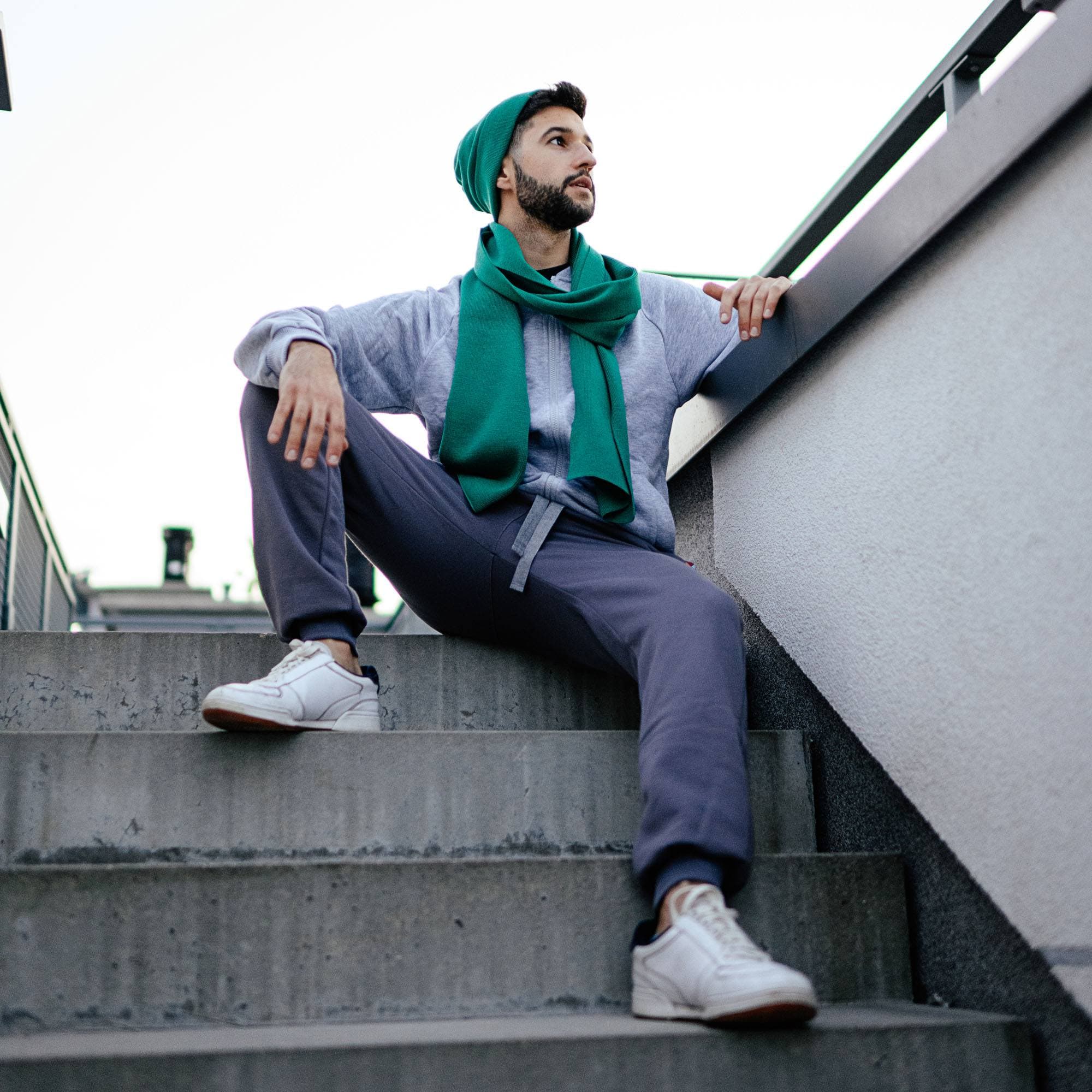 Green fine knit merino wool scarf