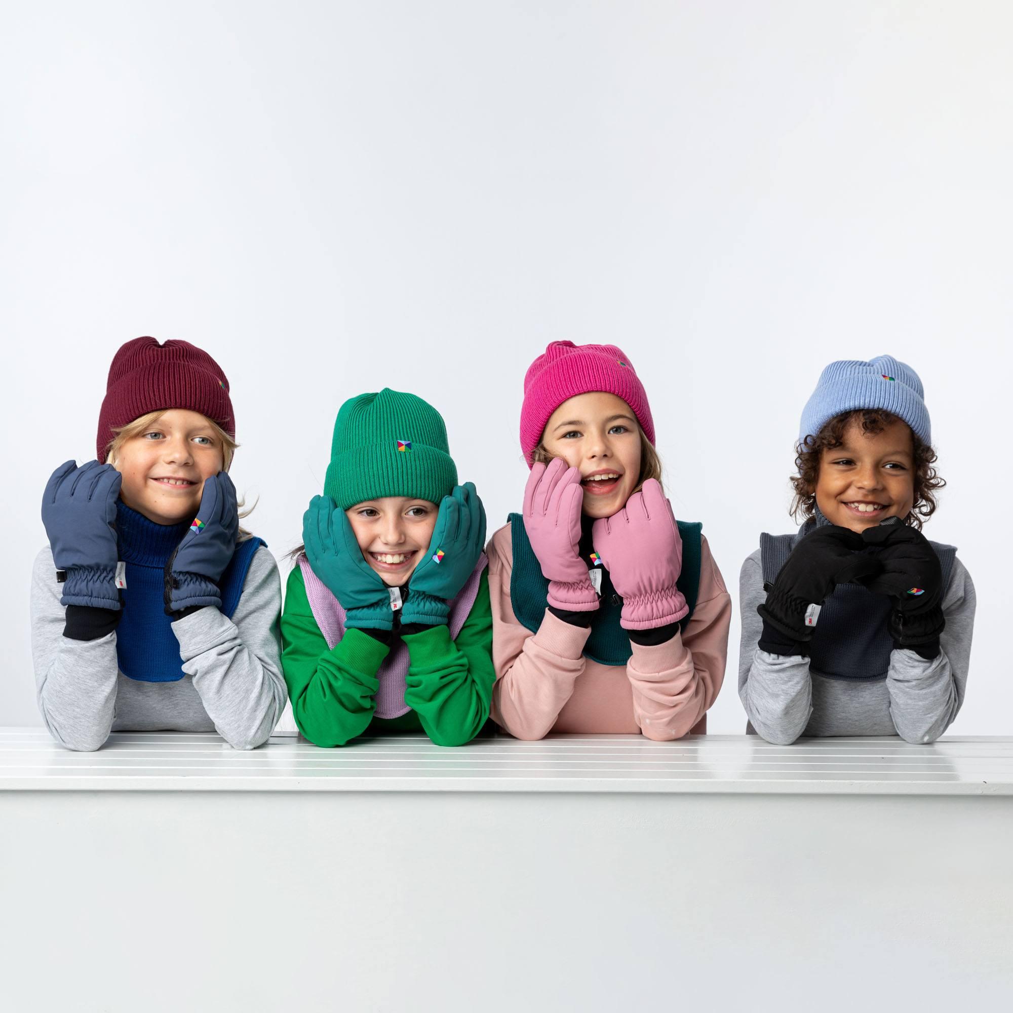 Burgundy merino wool hat kids