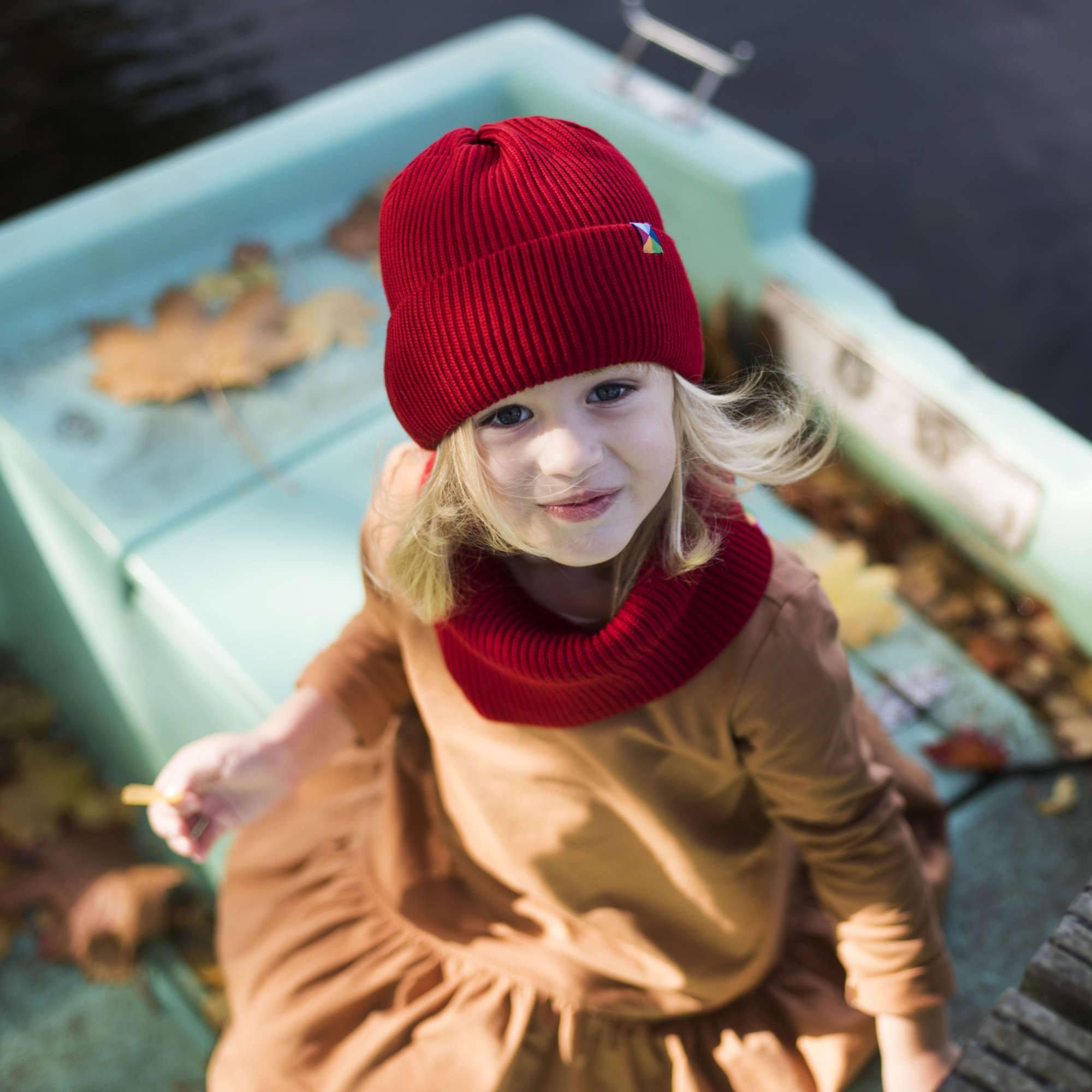 Red merino wool hat kids