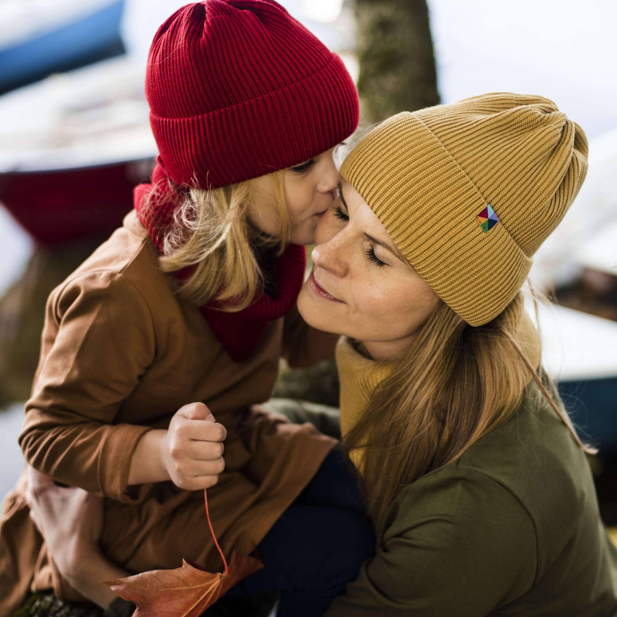 Red merino wool hat kids