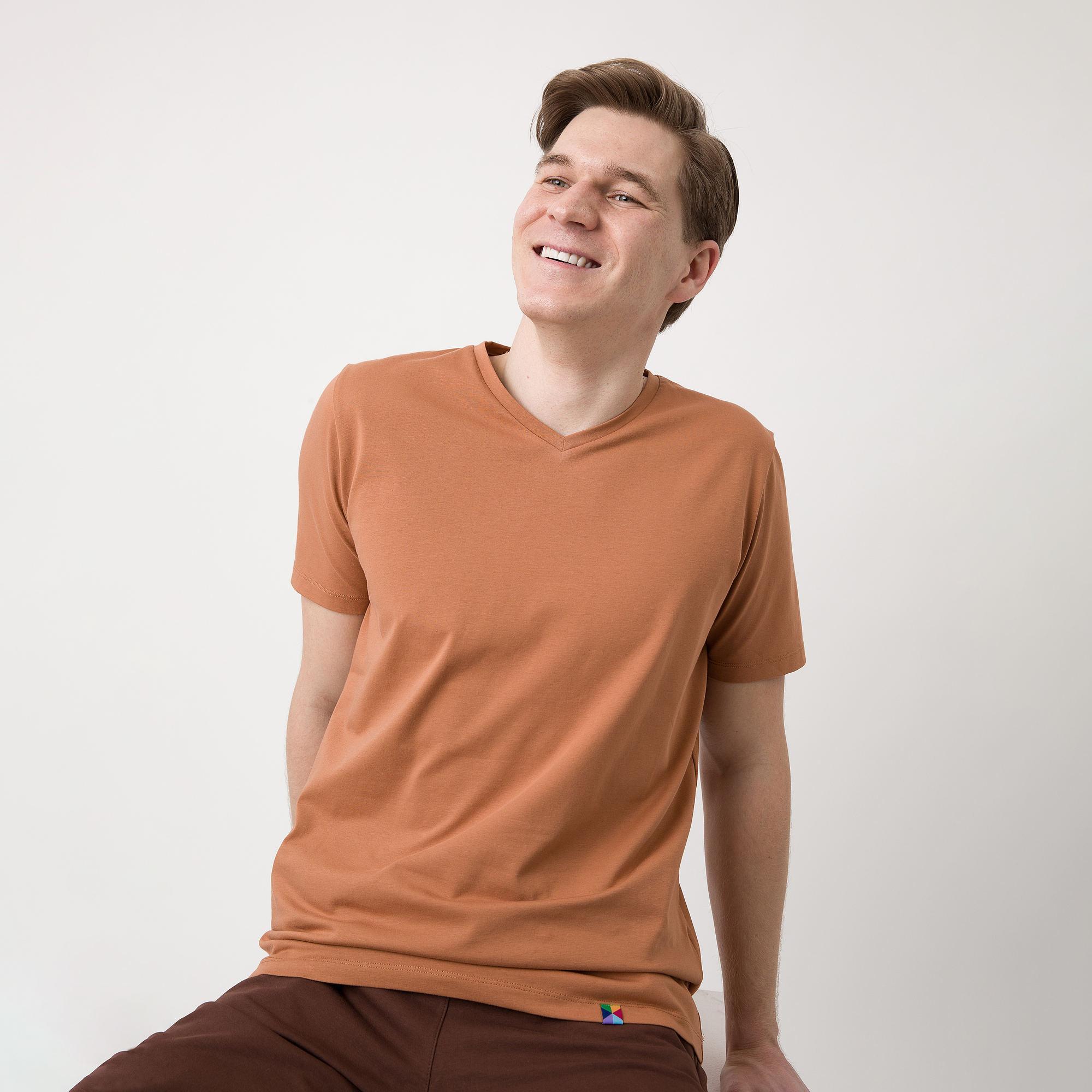 Caramel v-neck T-shirt Men