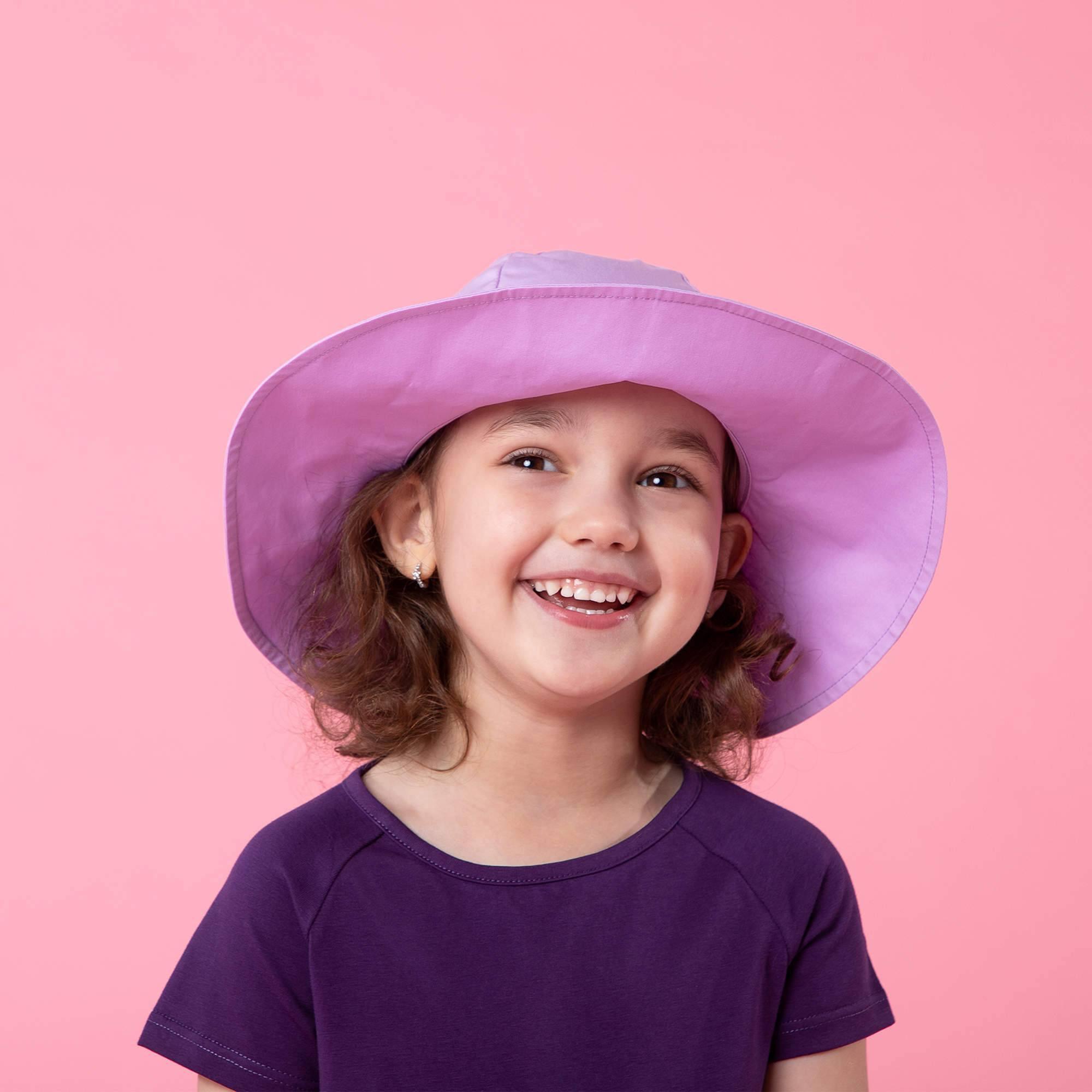 Light purple brimmed hat