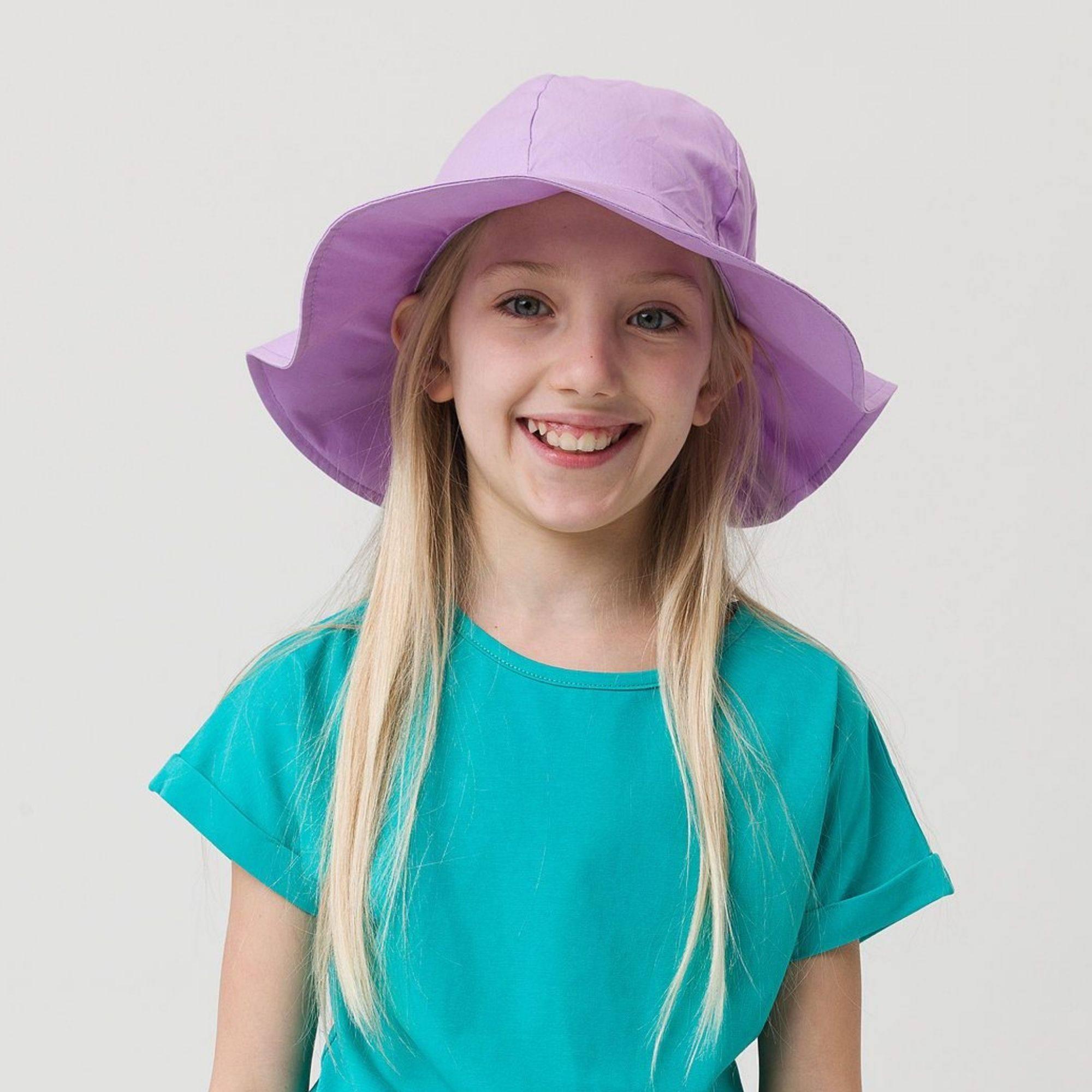 Light purple brimmed hat