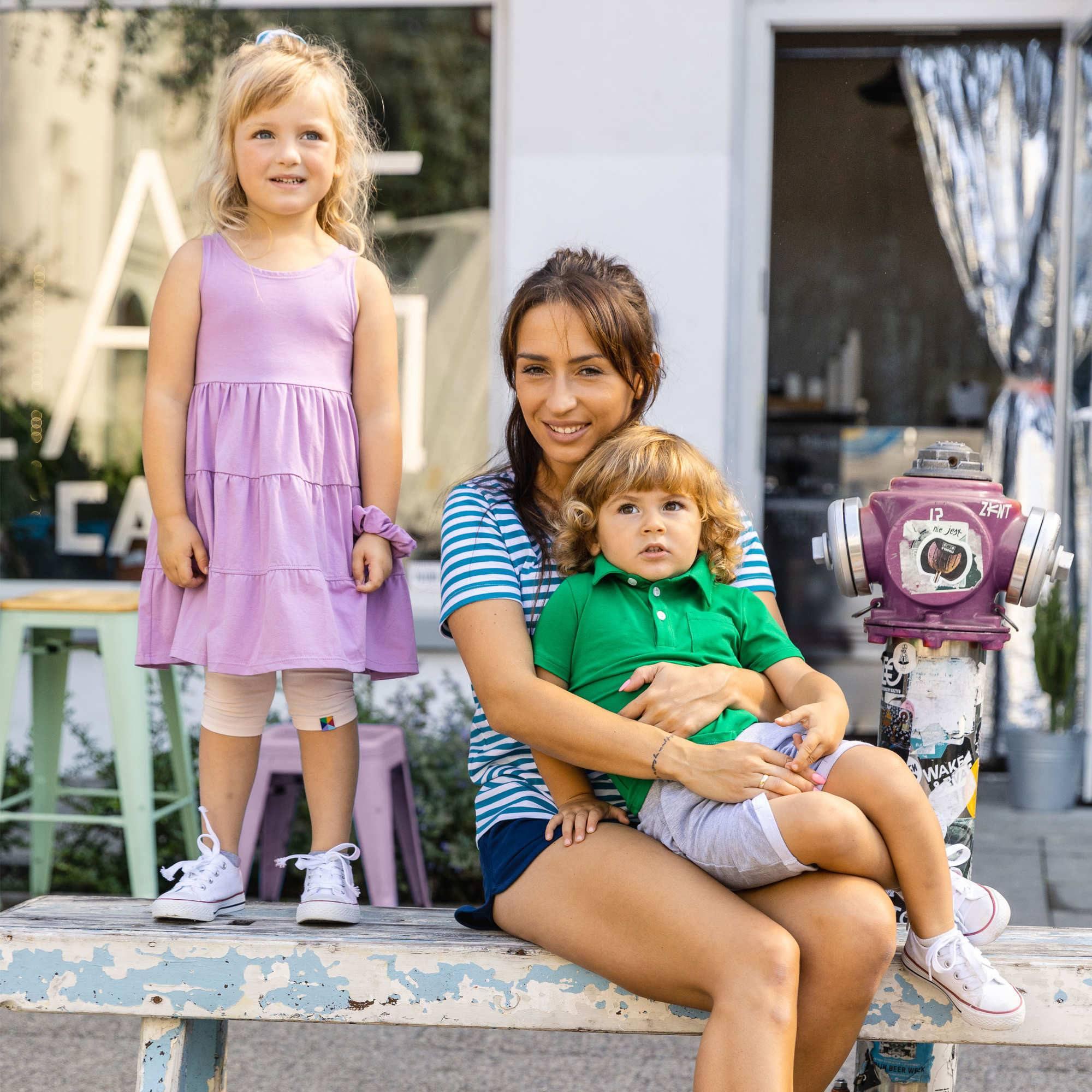 Light purple sleeveless dress