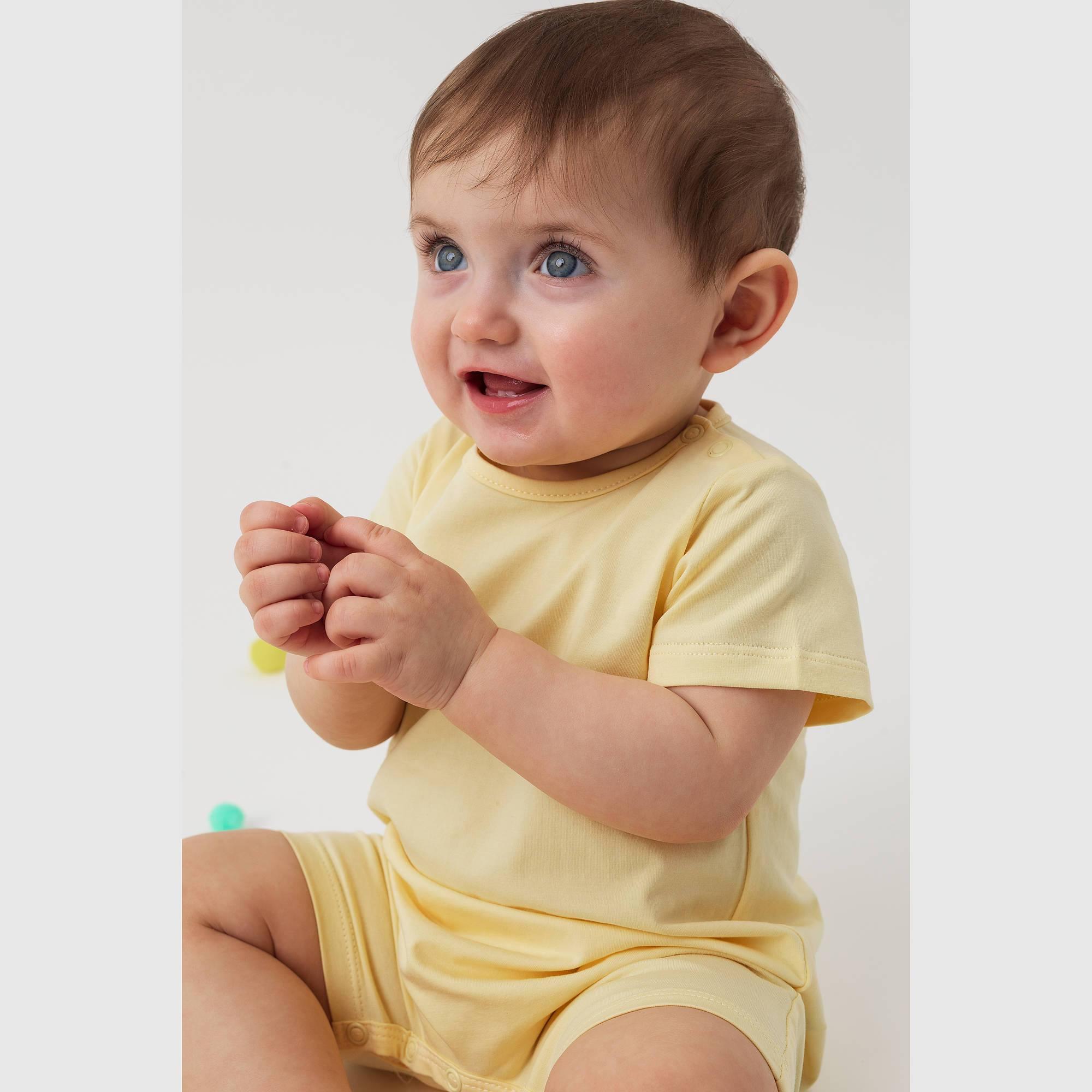 Light yellow short sleeve romper