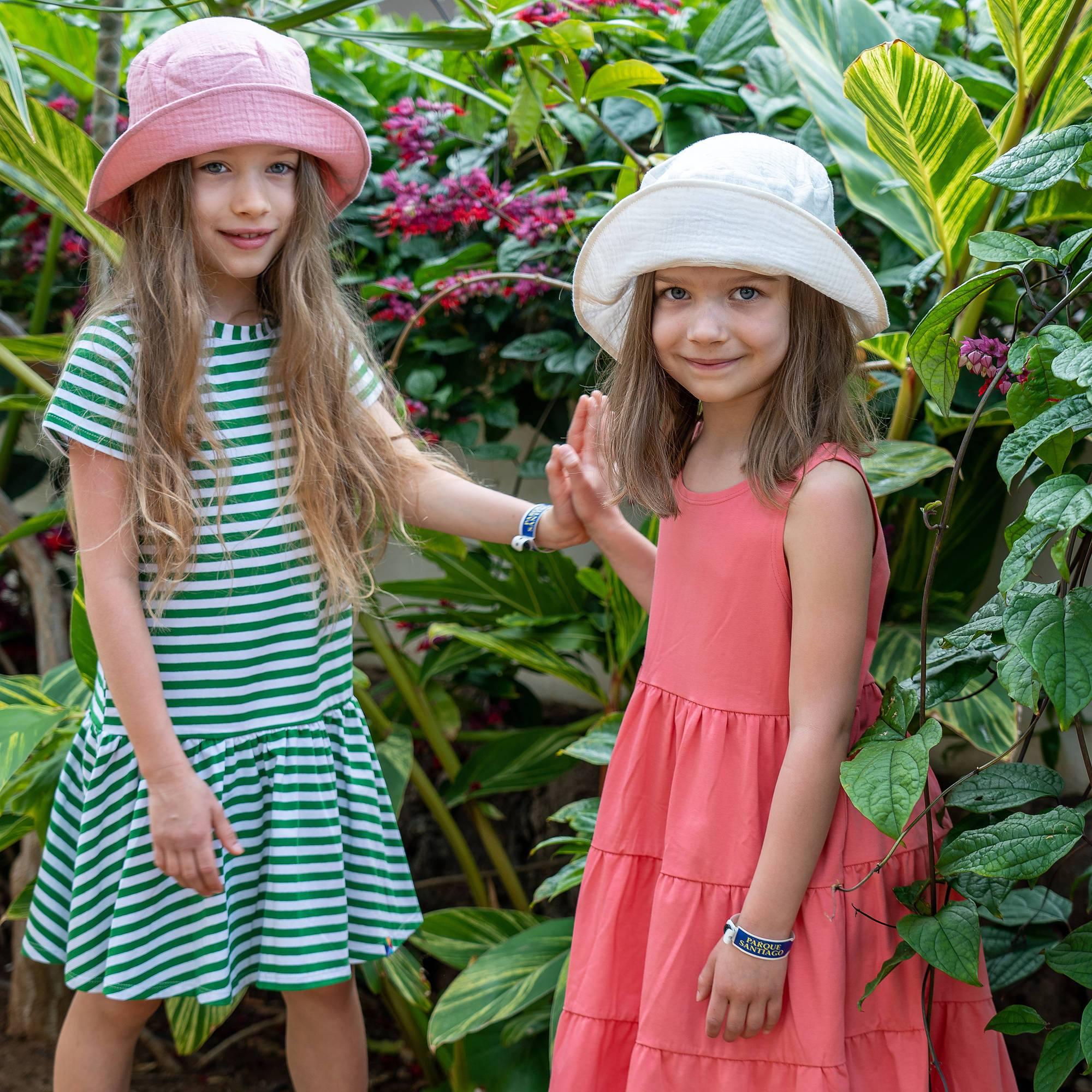 Coral sleeveless dress