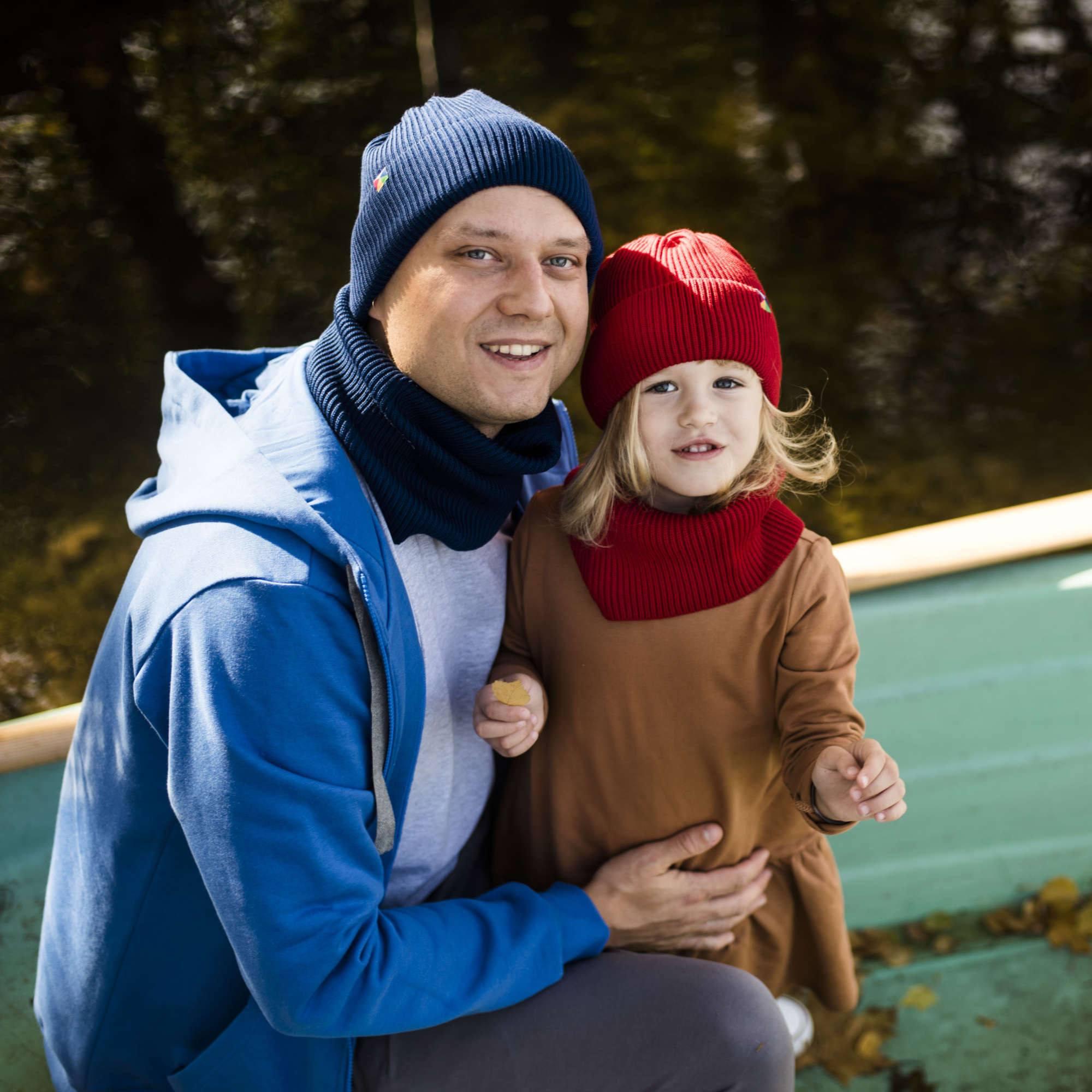 Red merino wool hat kids