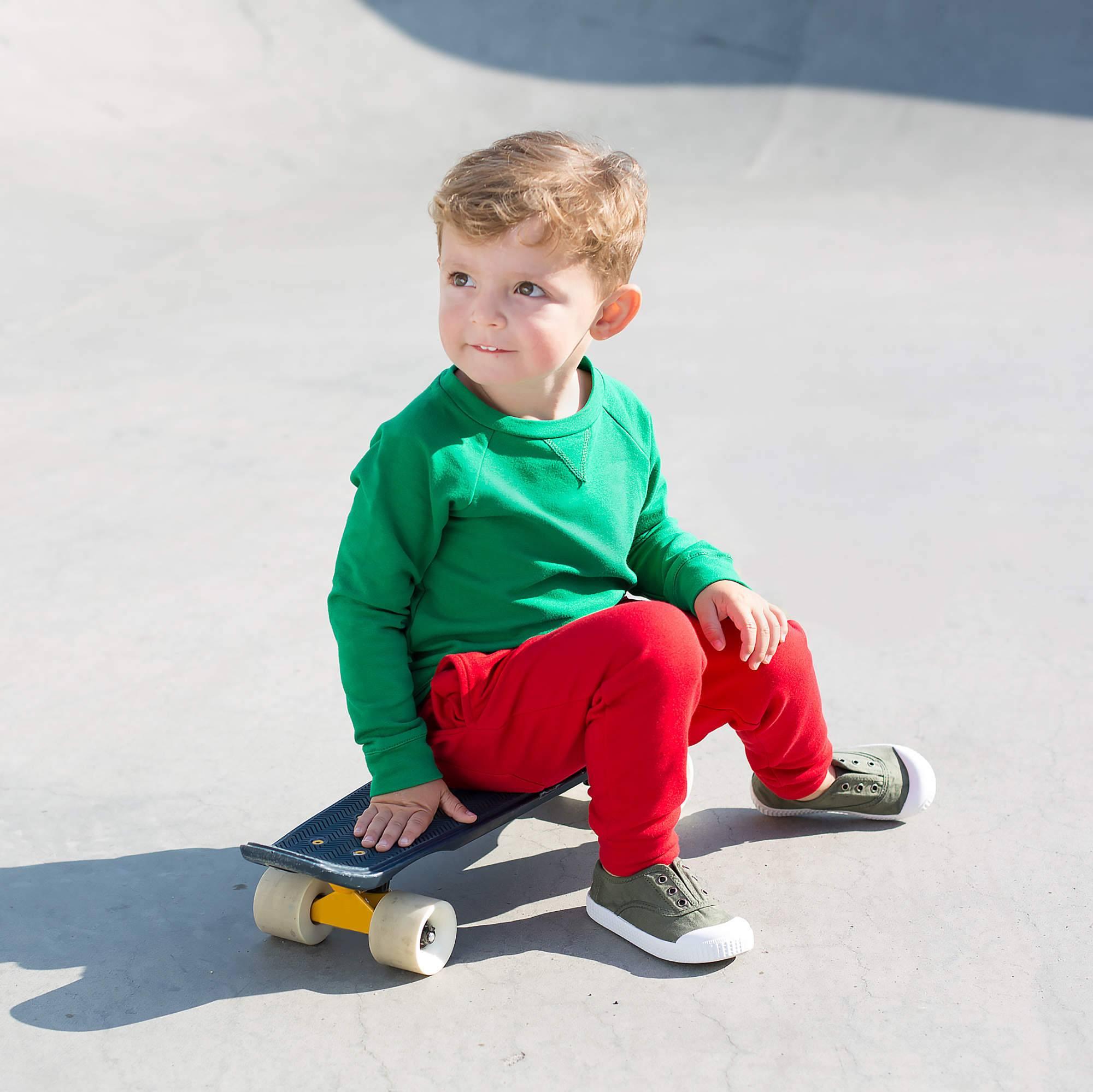 Green pullover sweatshirt