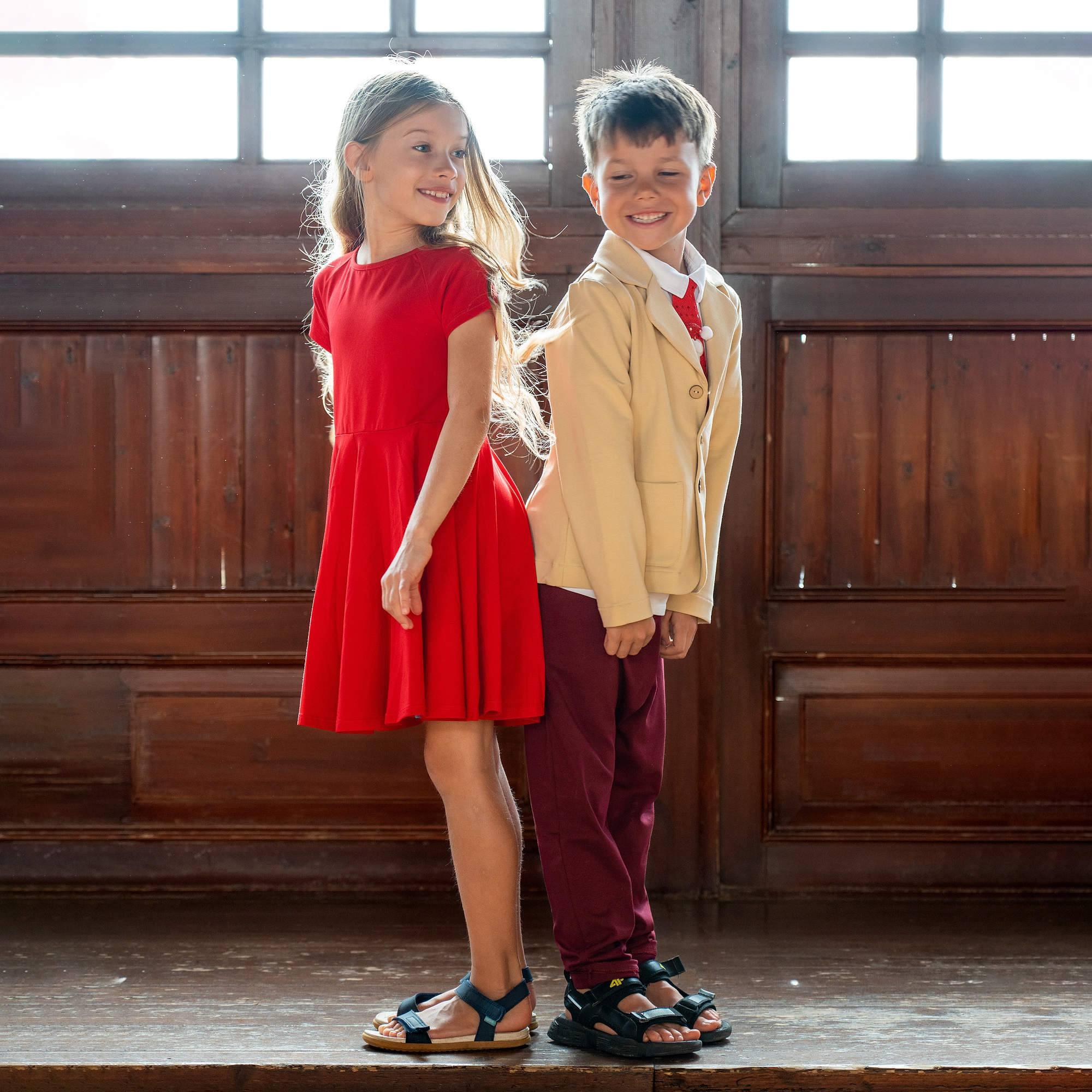 Red short sleeve dress